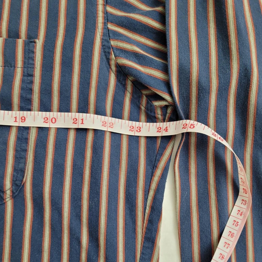 Wrangler "TwentyX" casual long sleeve button down shirt. Size L. - Picture 4 of 9